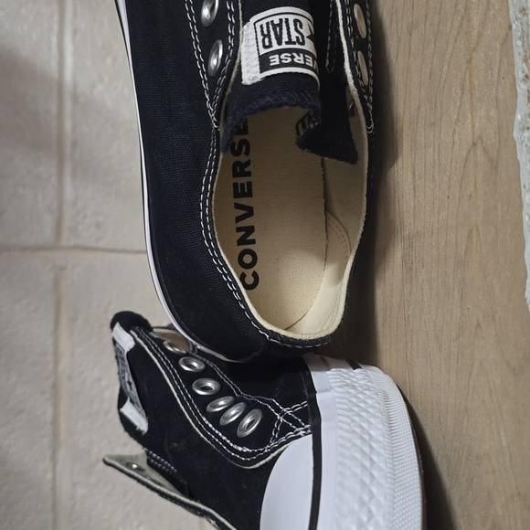 Converse Black and White Slip-On Shoes New No Tags Or Box - Picture 3 of 5